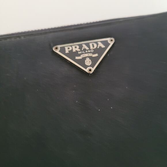 PRADA Tessuto Nero Black Logo Plate Wallet Medium Envelope Medium Nylon Zippy - Picture 13 of 13